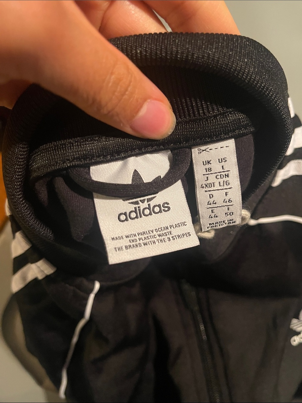 Adidas jacket - Picture 3 of 3